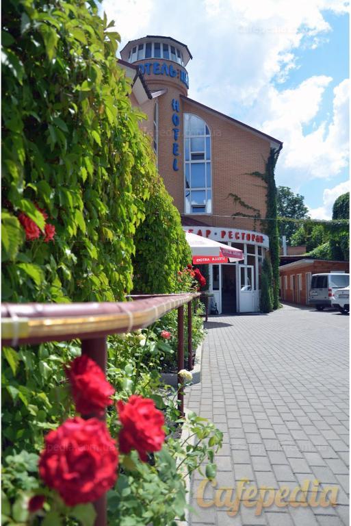 Pan Hotel Sumy Luaran gambar
