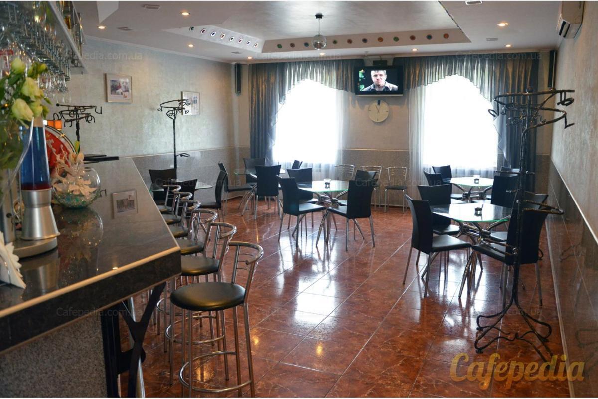 Pan Hotel Sumy Luaran gambar